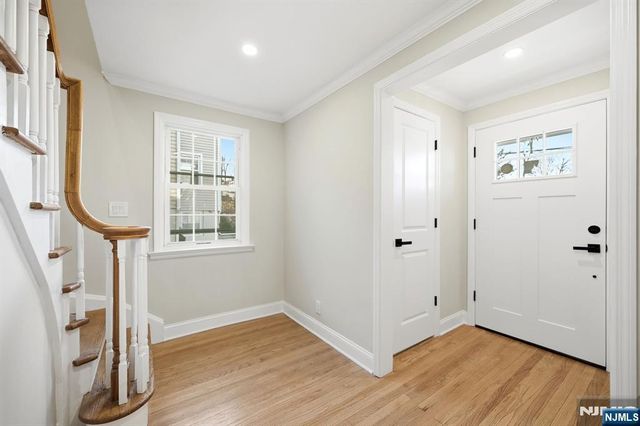 30 W Lawn Road, Livingston, NJ 07039