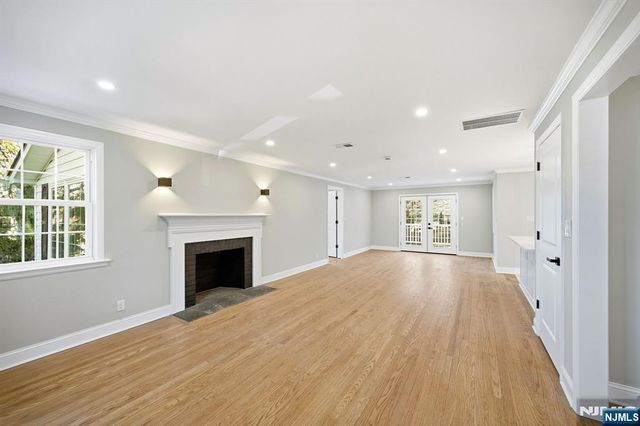 30 W Lawn Road, Livingston, NJ 07039