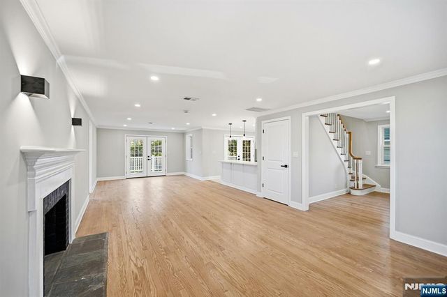 30 W Lawn Road, Livingston, NJ 07039