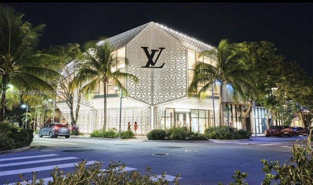 524 NE 65th St 2, Miami, FL 33138