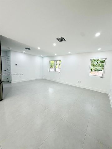 524 NE 65th St 2, Miami, FL 33138