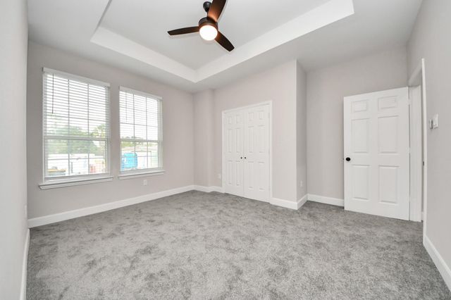 6910 J W Peavy Drive, Houston, TX 77011