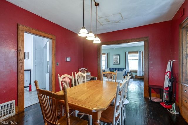 894 Elmore Avenue, Akron, OH 44302