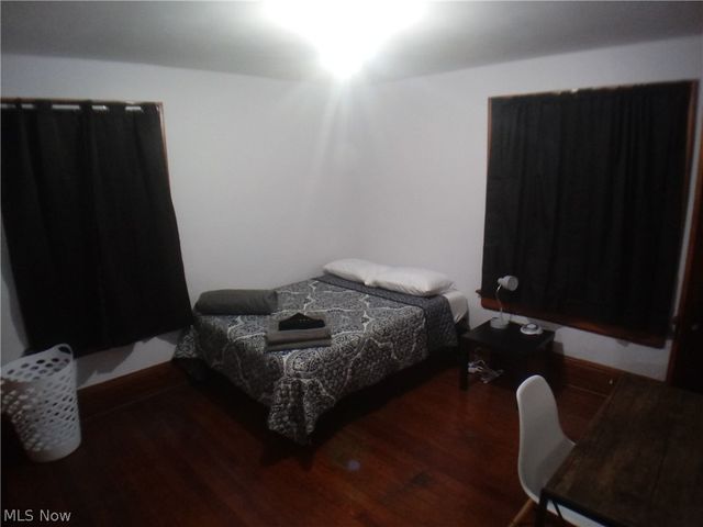 894 Elmore Avenue, Akron, OH 44302
