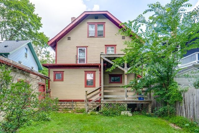 894 Elmore Avenue, Akron, OH 44302