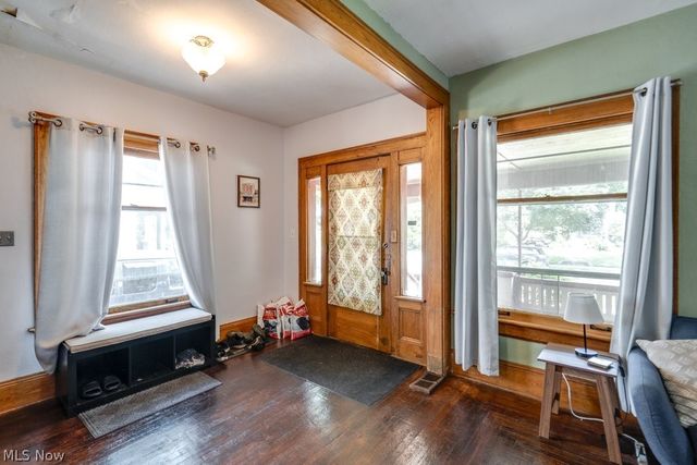 894 Elmore Avenue, Akron, OH 44302