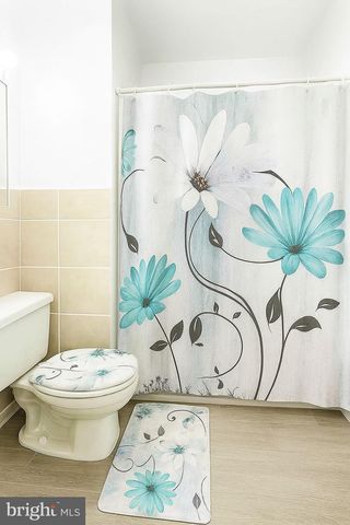 6924 WOODSTREAM LN, Lanham, MD 20706