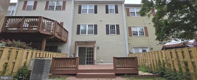 6924 WOODSTREAM LN, Lanham, MD 20706
