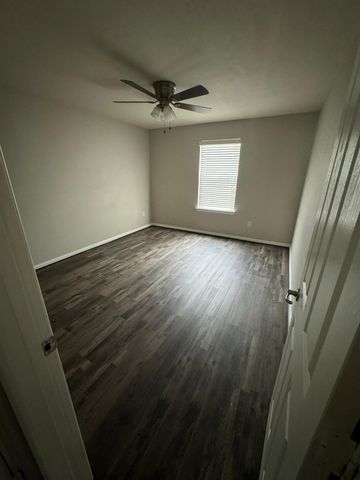 25614 Crisp Spring Lane, Spring, TX 77373