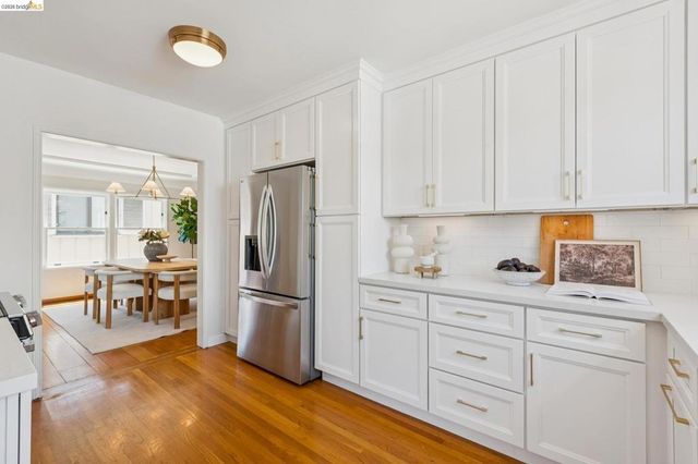 3975 Oakmore Rd, Oakland, CA 94602