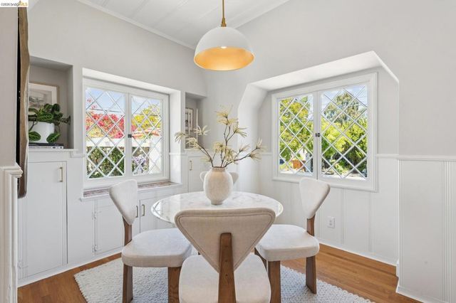 3975 Oakmore Rd, Oakland, CA 94602