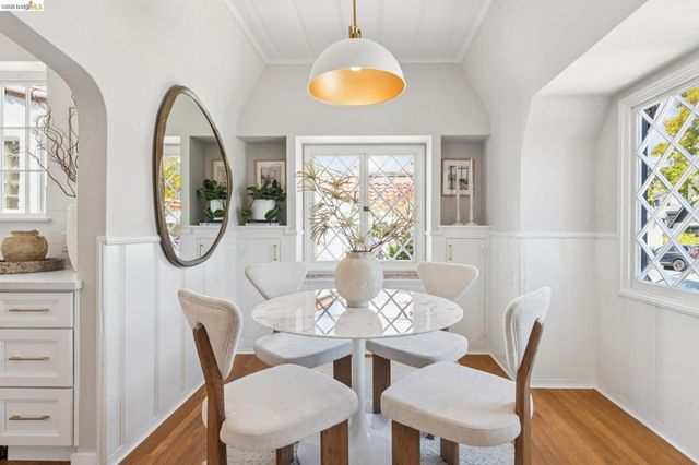 3975 Oakmore Rd, Oakland, CA 94602