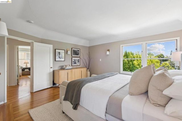3975 Oakmore Rd, Oakland, CA 94602