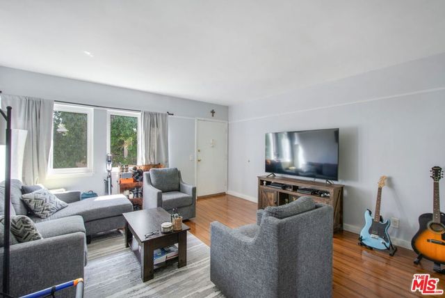 7129 Coldwater Canyon Avenue 10, North Hollywood, CA 91605