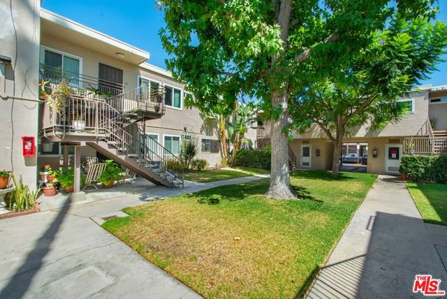 7129 Coldwater Canyon Avenue 10, North Hollywood, CA 91605