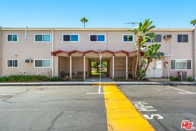 7129 Coldwater Canyon Avenue 10, North Hollywood, CA 91605