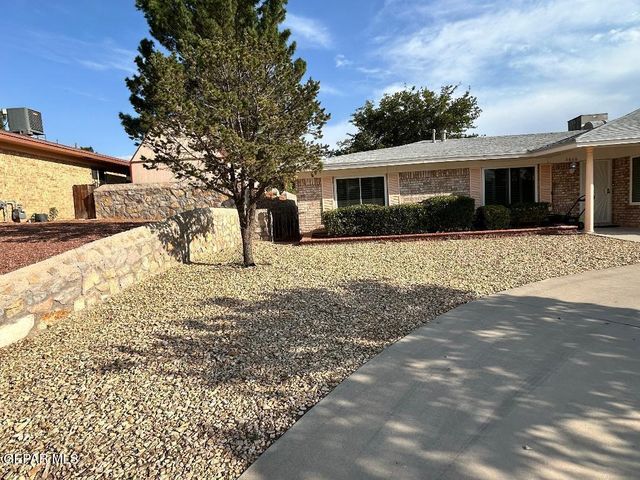 3610 BUXTON Drive, Horizon City, TX 79928
