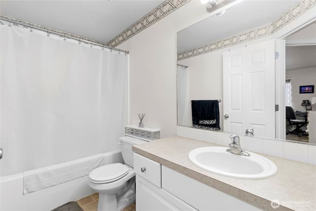 5909 NE 33rd Circle, Vancouver, WA 98661