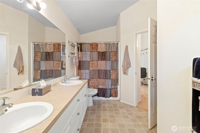 5909 NE 33rd Circle, Vancouver, WA 98661