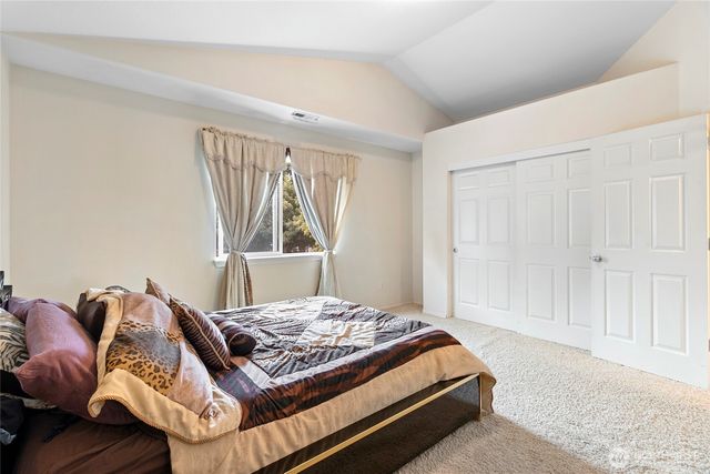 5909 NE 33rd Circle, Vancouver, WA 98661