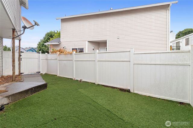 5909 NE 33rd Circle, Vancouver, WA 98661