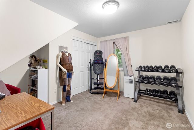 5909 NE 33rd Circle, Vancouver, WA 98661