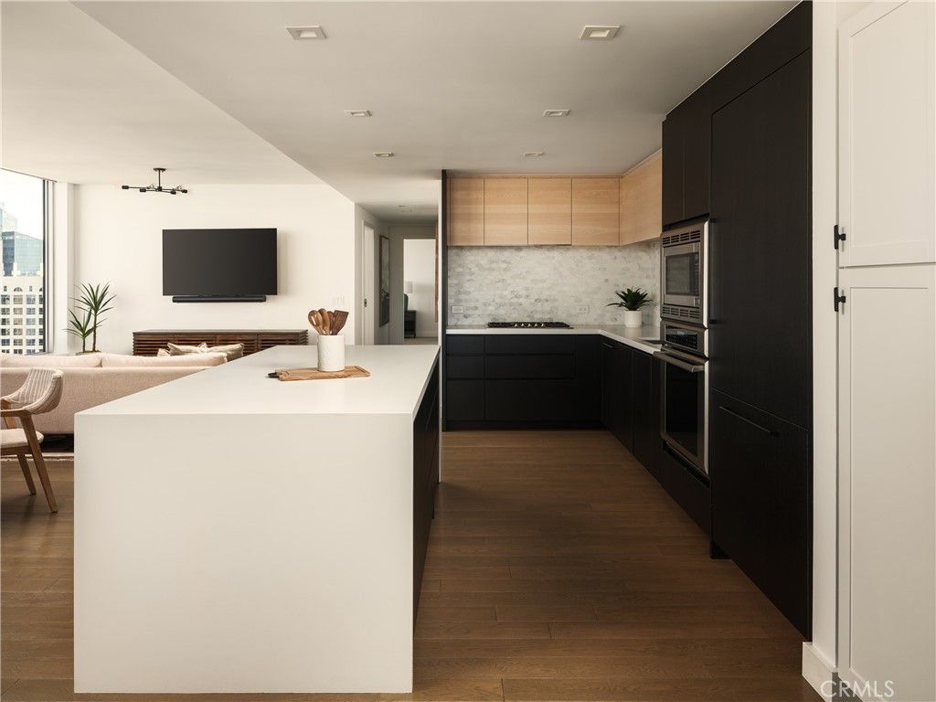 Image 21 of property listing at 1388 Kettner Boulevard 2803, San Diego, CA 92101