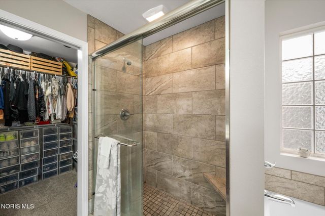 718 Meadowland Trail, Toledo, OH 43615