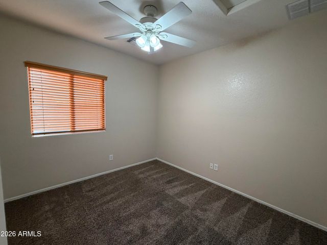 8498 W QUAIL TRACK Drive, Peoria, AZ 85383