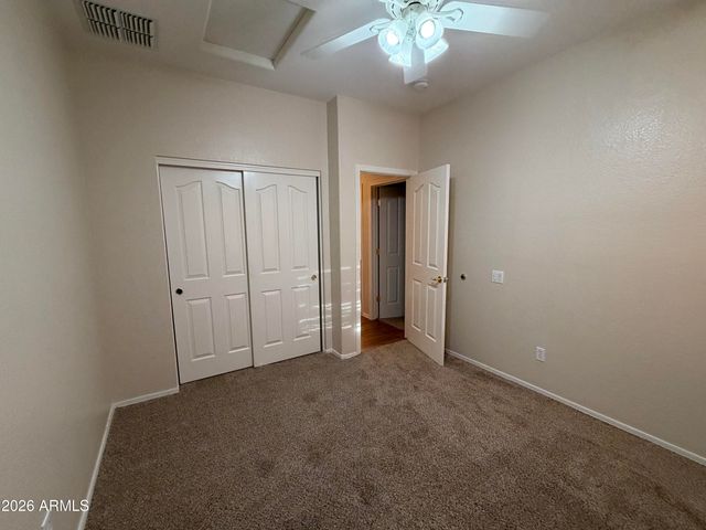 8498 W QUAIL TRACK Drive, Peoria, AZ 85383