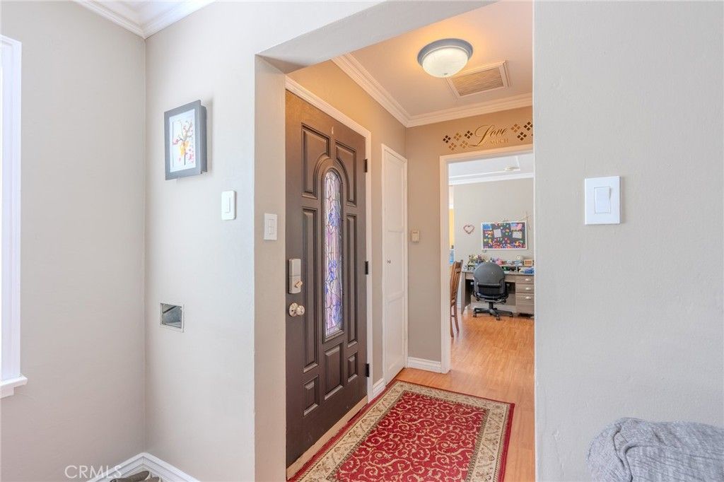 10247 Jackson Avenue, South Gate, CA 90280 — photo 5