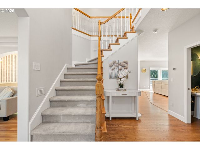 4000 Sw 30TH Dr, Gresham, OR 97080
