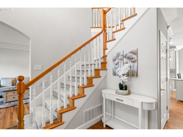 4000 Sw 30TH Dr, Gresham, OR 97080