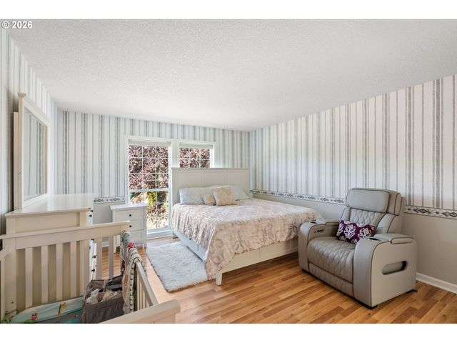 4000 Sw 30TH Dr, Gresham, OR 97080