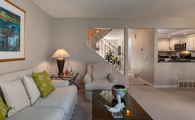 11270 36th Place N, Plymouth, MN 55441