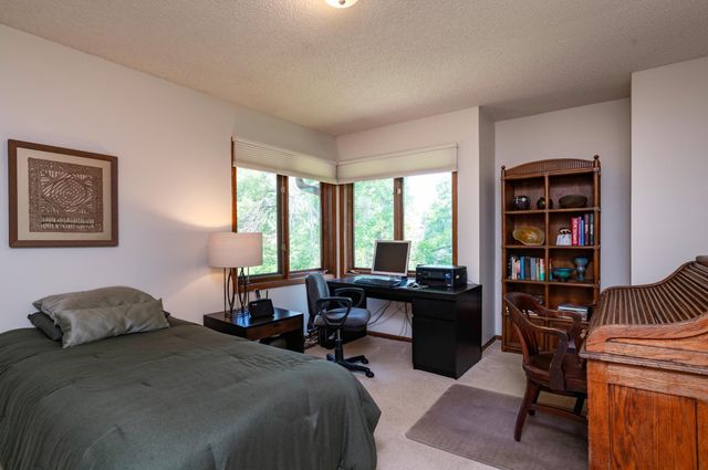 11270 36th Place N, Plymouth, MN 55441