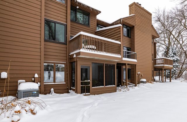 11270 36th Place N, Plymouth, MN 55441