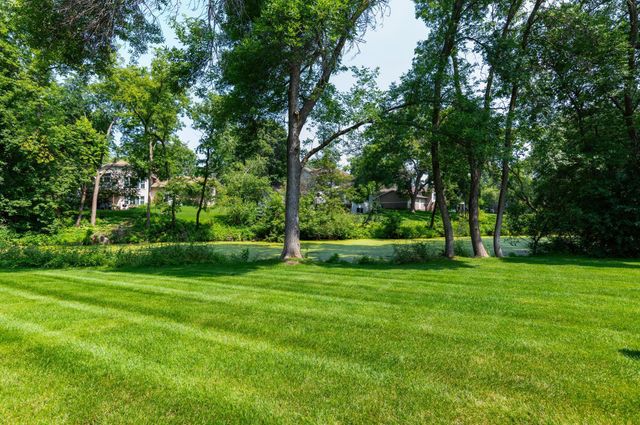 11270 36th Place N, Plymouth, MN 55441