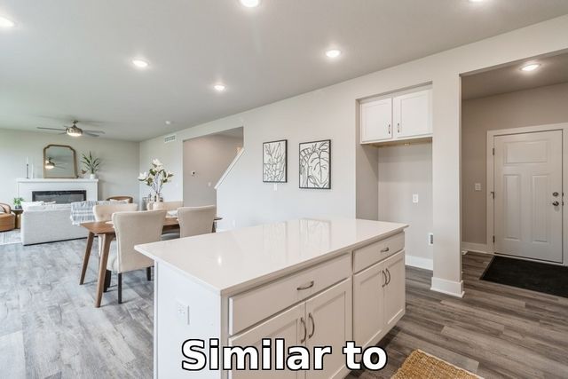 390 NW Compass Avenue, Waukee, IA 50263