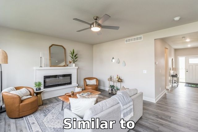 390 NW Compass Avenue, Waukee, IA 50263