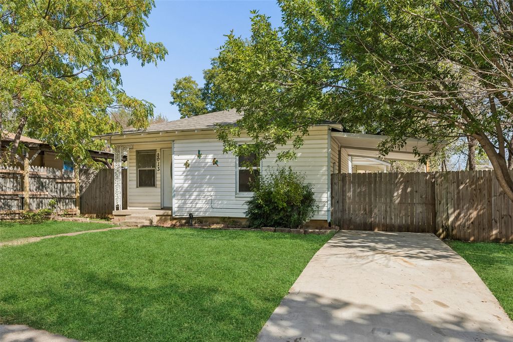 2013 Andrew Avenue, Fort Worth, TX 76105 — photo 2