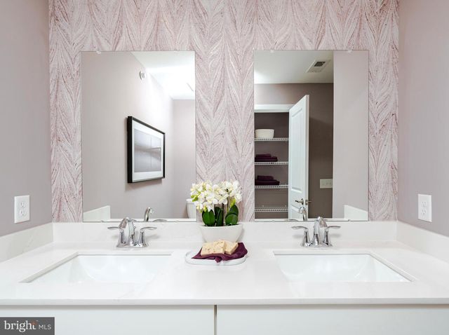 138 LEONA STEWART BLVD, Pennington, NJ 08534