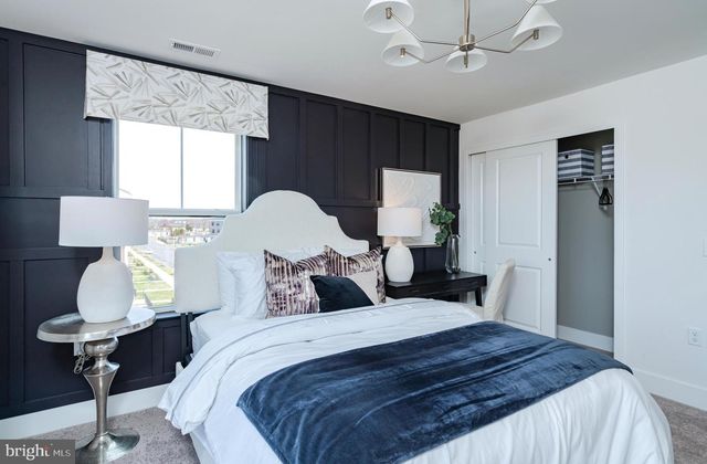 138 LEONA STEWART BLVD, Pennington, NJ 08534