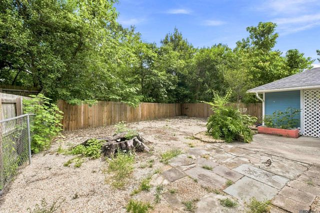 8535 Barnett Dr, Baton Rouge, LA 70809