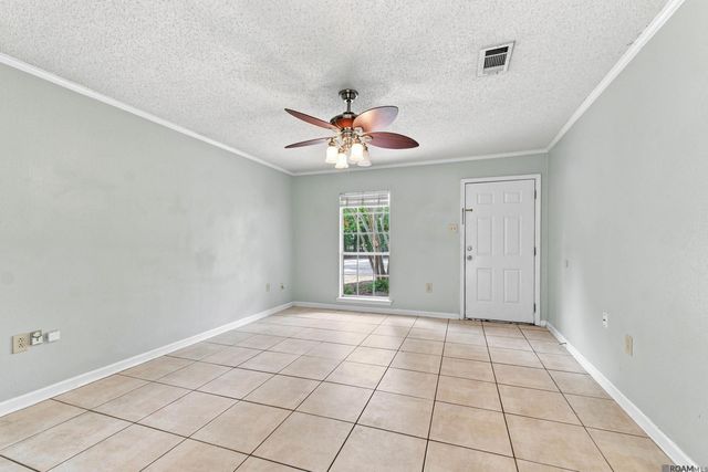 8535 Barnett Dr, Baton Rouge, LA 70809