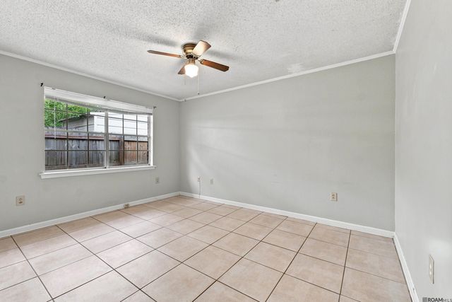 8535 Barnett Dr, Baton Rouge, LA 70809