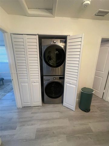 1736 N 16th Ct A, Hollywood, FL 33020