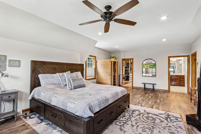 W288N3341 Lost Creek COURT, Pewaukee, WI 53072