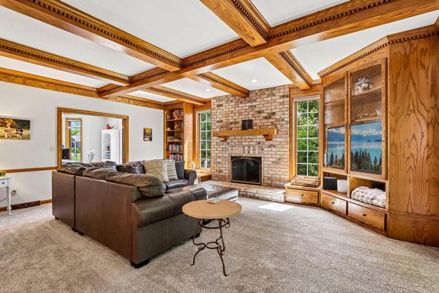 W288N3341 Lost Creek COURT, Pewaukee, WI 53072
