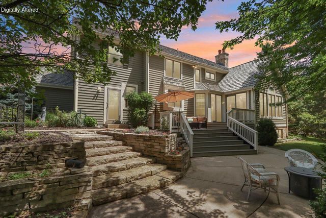 W288N3341 Lost Creek COURT, Pewaukee, WI 53072